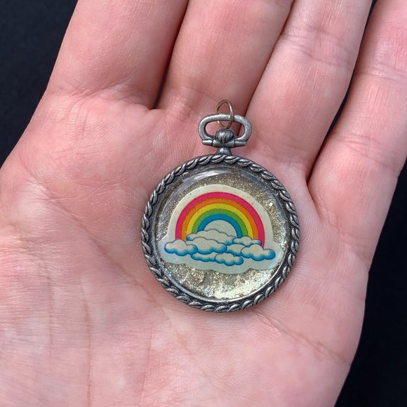 Lisa Frank Rainbow Classic 90's Vintage Sticker Pendant / Charm Necklace Sticker - Picture 6 of 6